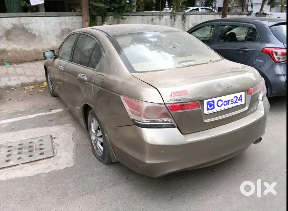 Honda Accord 2010 Cng & Hybrids 92000 Km Driven