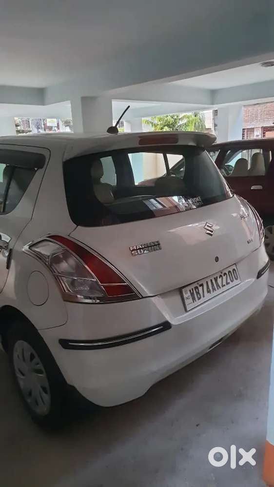 Swift Maruti Suzuki 2016