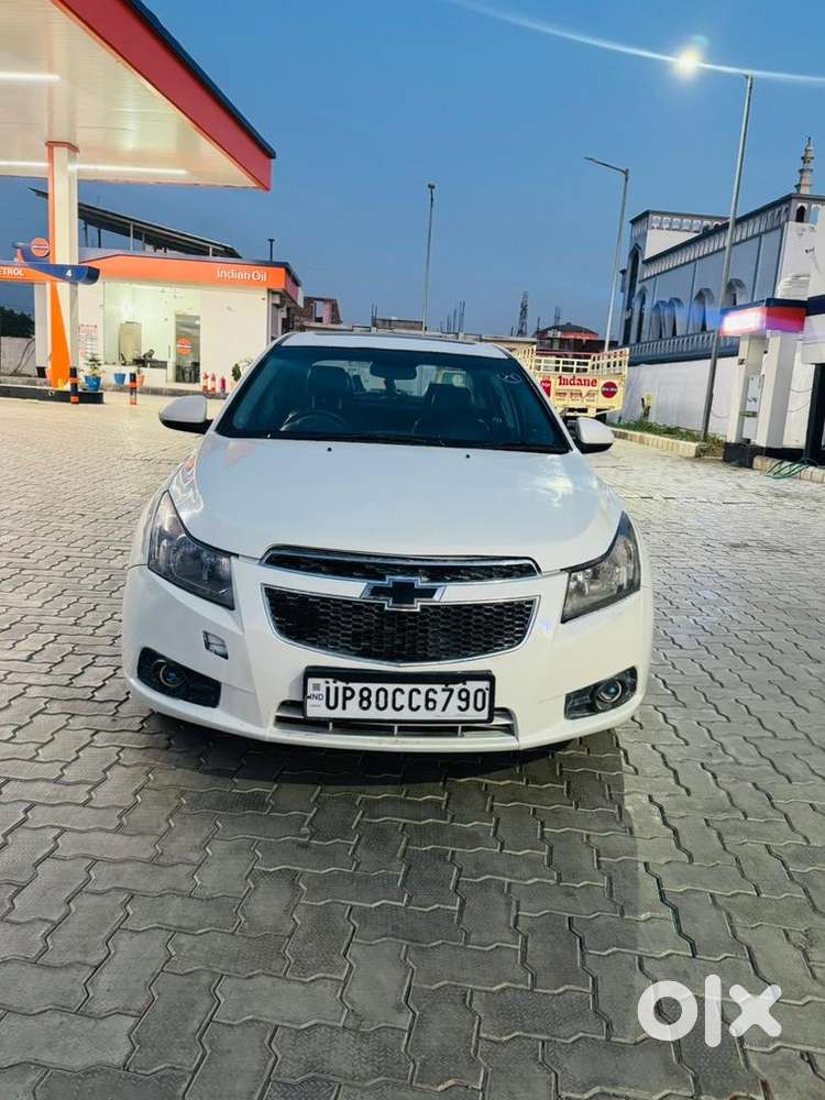 Chevrolet Cruze Diesel (sunroof)