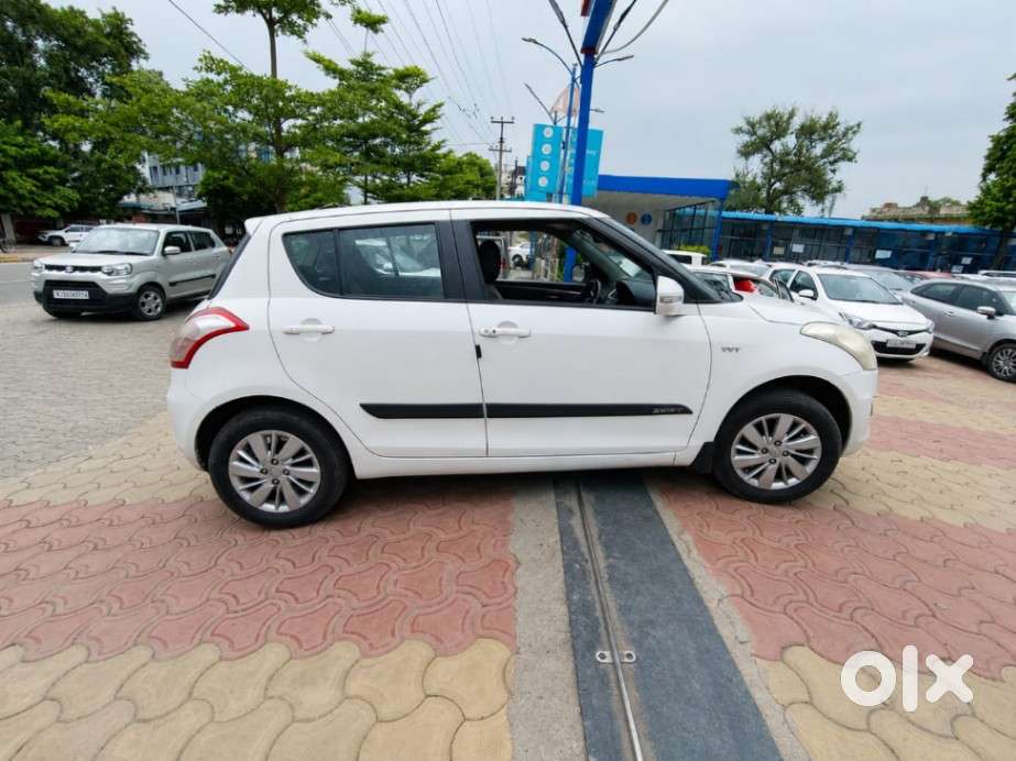 Maruti Suzuki Swift Zxi, 2014, Petrol