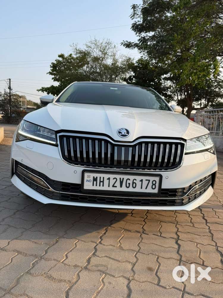 Skoda Superb 2023 Petrol 19000 Km Driven