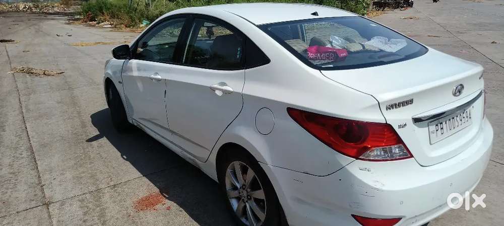 Hyundai Fluidic Verna 2012 Diesel 170000 Km Driven