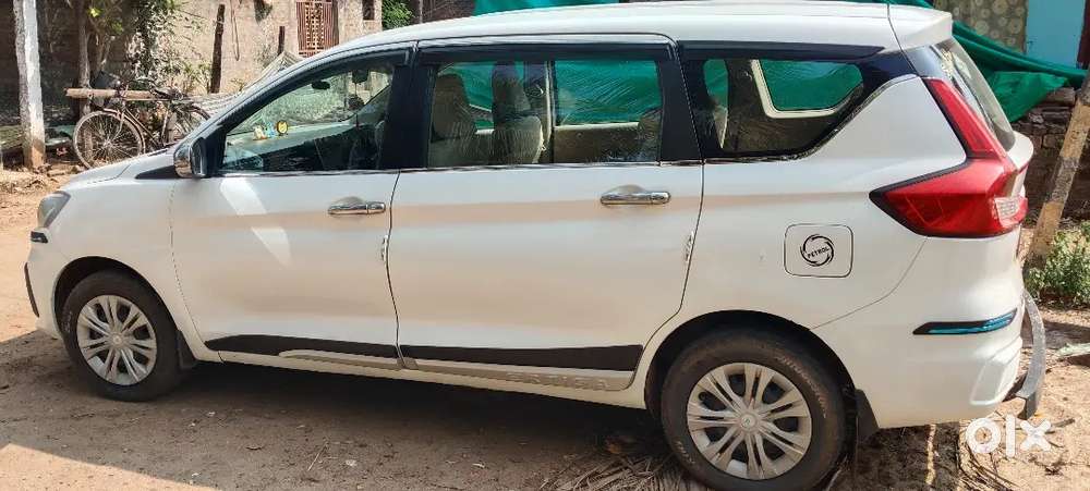 Maruti Suzuki Ertiga Lxi 2021