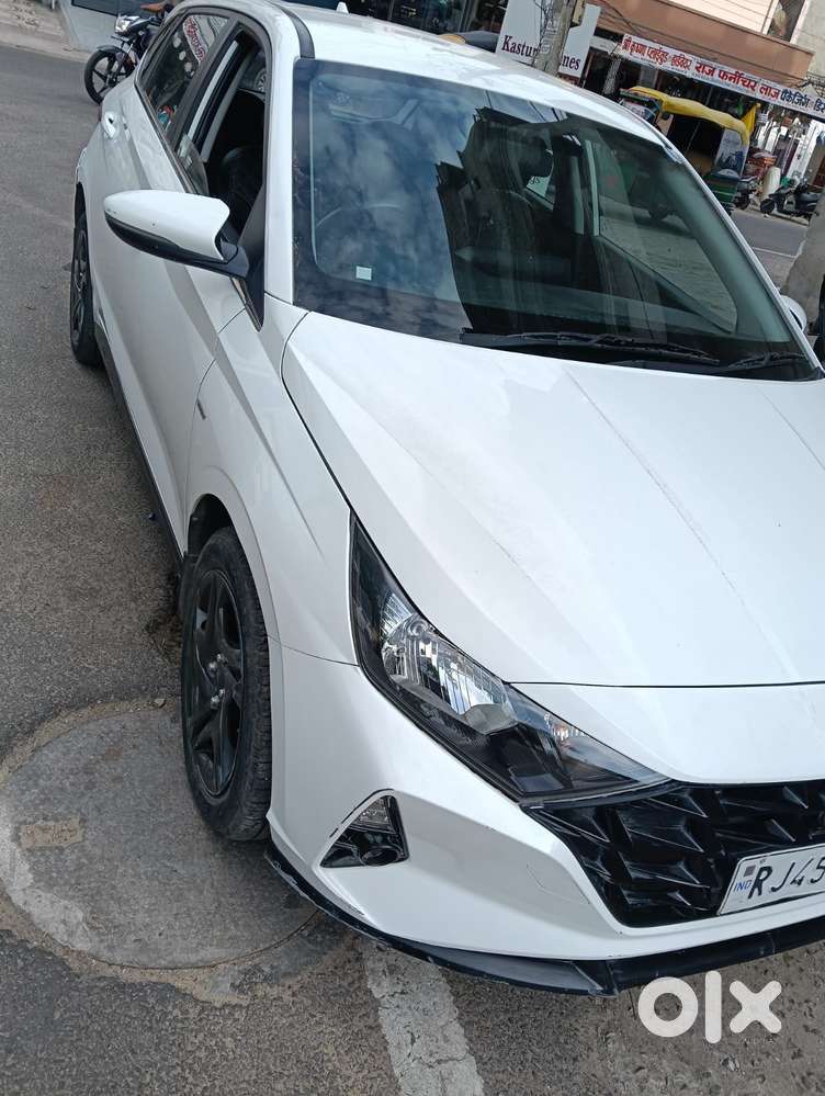 Hyundai I20 Sportz 1.2 Ivt, 2022, Petrol