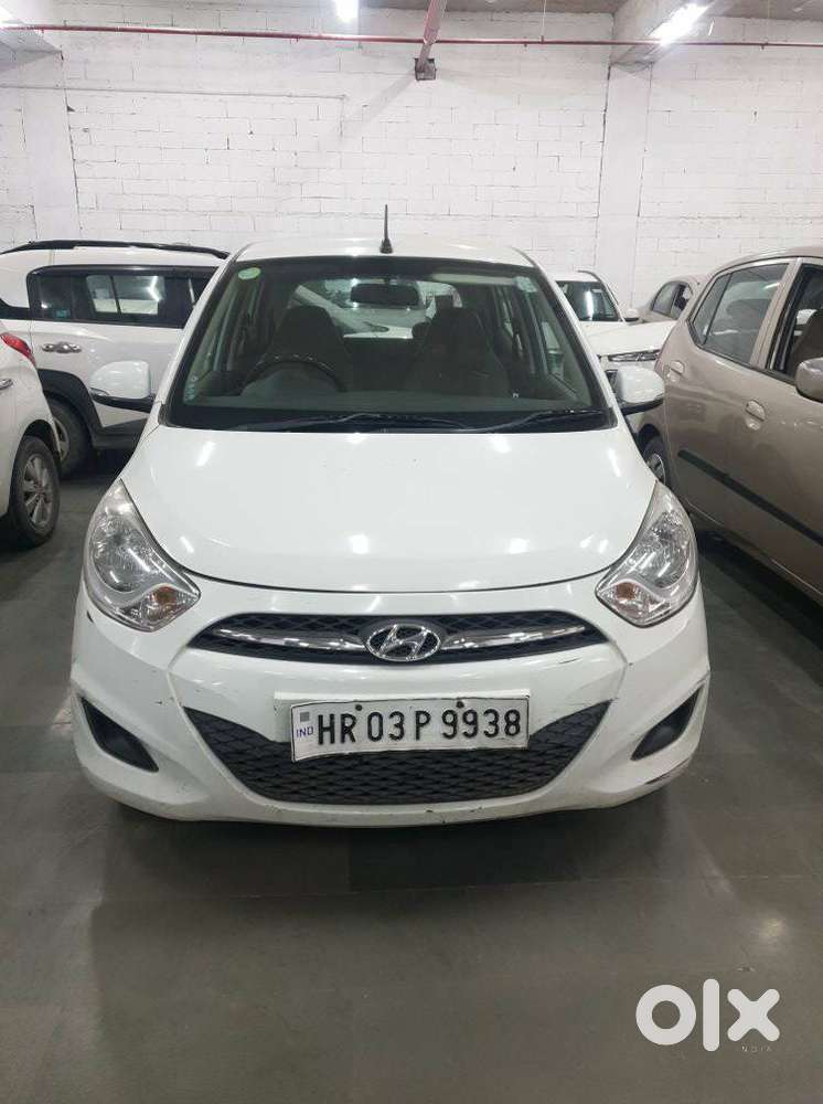 Hyundai I10 Sportz, 2013, Petrol