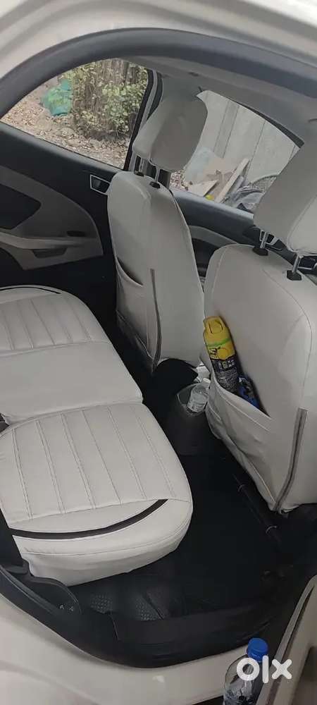 Ford Escort 2015 Petrol 65000 Km Driven