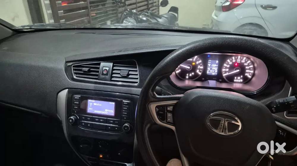 Tata Bolt 1.2 Xms 2016