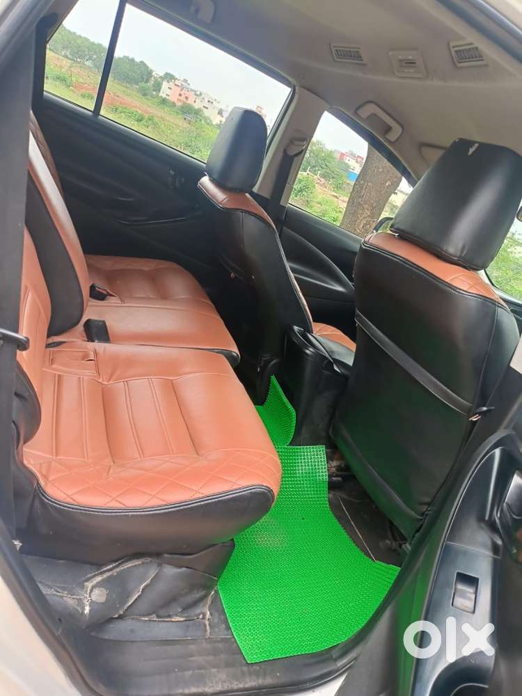 Innova Crysta Gx 8 Seater Feature Loaded.