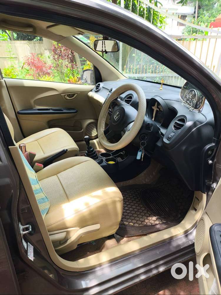 Honda Amaze 2015 Petrol Well Maintained