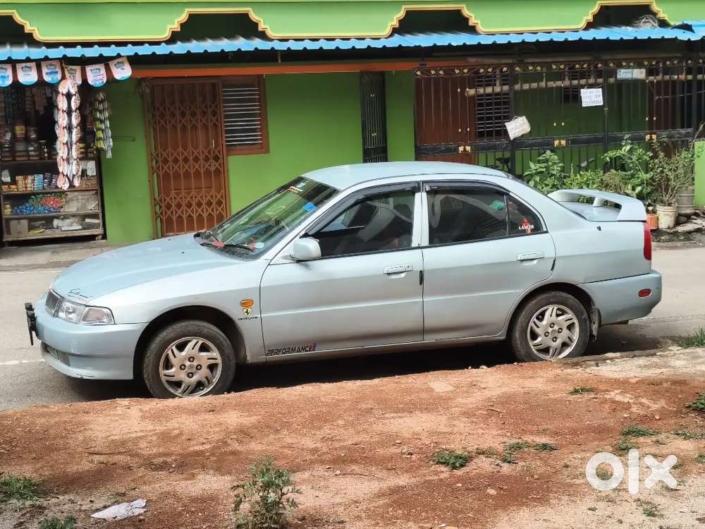 Mitsubishi Lancer Le Modal Petrol Vehicle