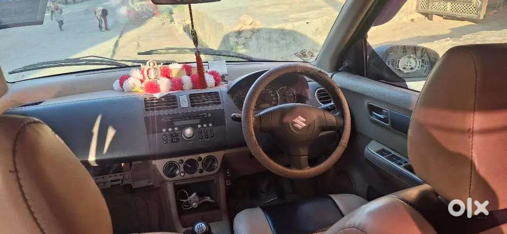 Maruti Suzuki Swift 2009 Cng & Hybrids 90000 Km Driven Renewal 2030