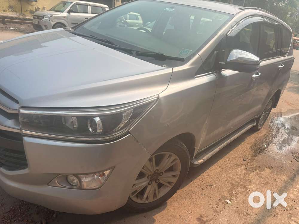 Toyota Innova Crysta 2.8 Zx At 7 Seater, 2019, Diesel