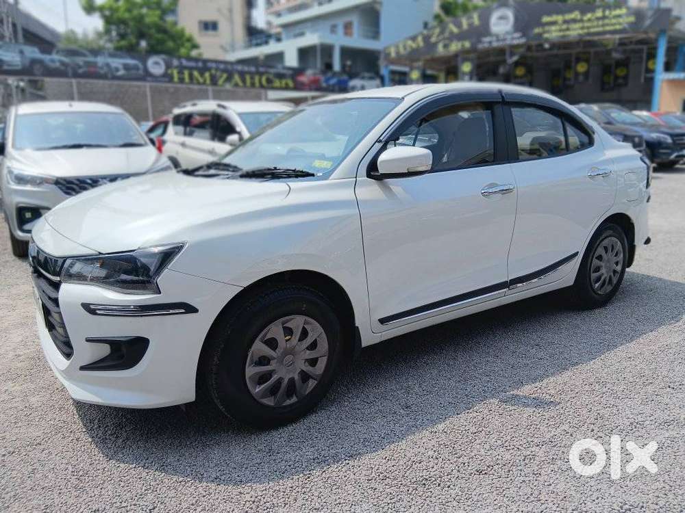 Maruti Suzuki Swift Dzire Vxi Optional, 2024, Petrol