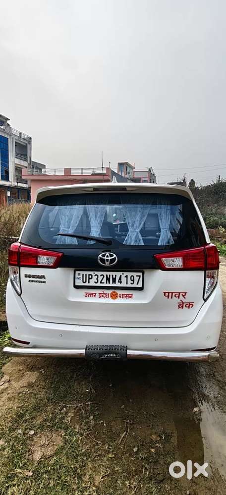 Toyota Innova Crysta 2.4 G Mt 7 Str, 2023, Diesel