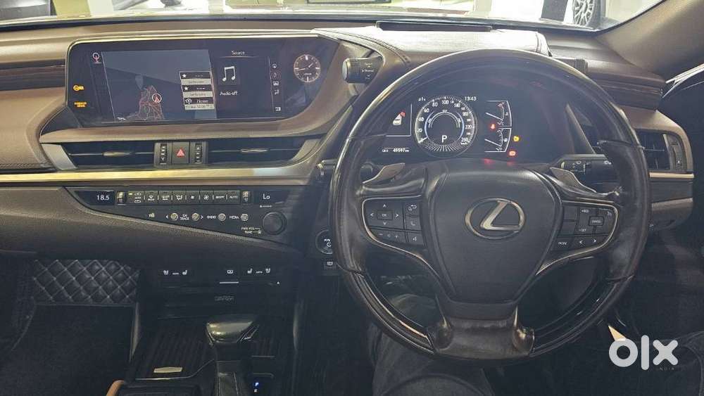 Lexus Es 300h Luxury, 2020, Cng & Hybrids