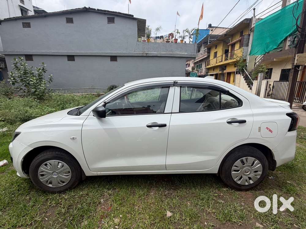 Maruti Suzuki Dzire 2025
