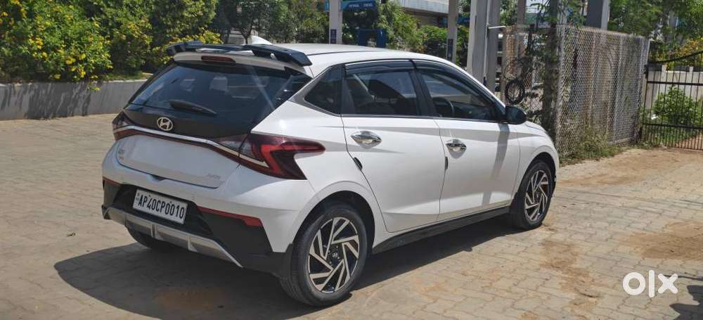 Hyundai New I20 1.2 Asta (o) Mt, 2024, Petrol