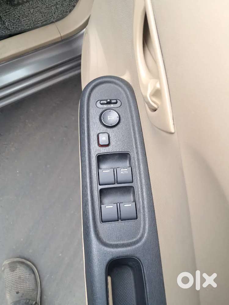 Honda Brio Mt 2015