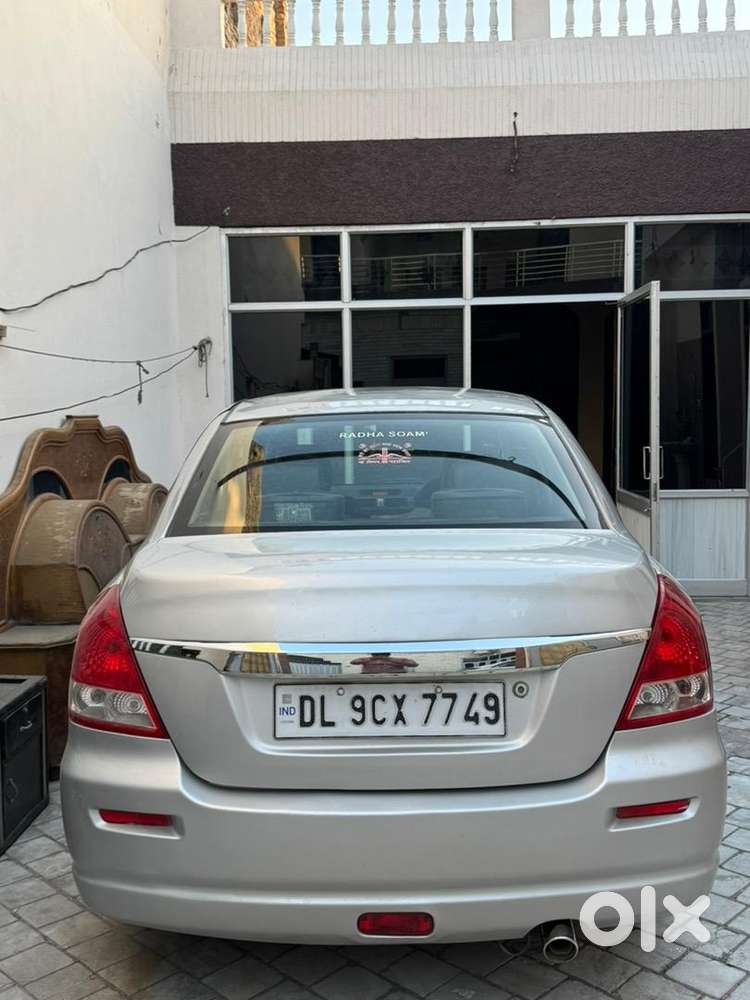 Maruti Suzuki Swift Dzire 2010 Petrol Well Maintained