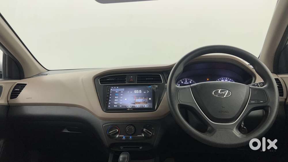 Hyundai Elite I20 1.2magna Executive At, 2018, Petrol