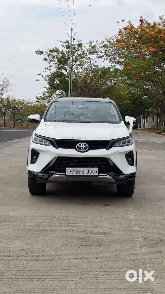 Toyota Fortuner 2019 Diesel  Mt 1st Owner102000 Km Driven