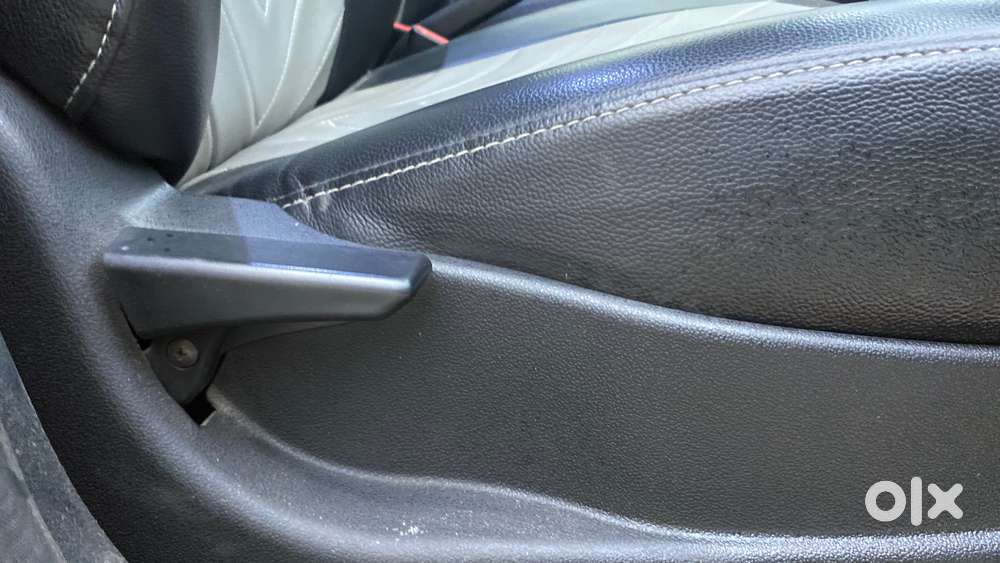 Tata Tiago 1.2 Revotron Xm, 2018, Petrol