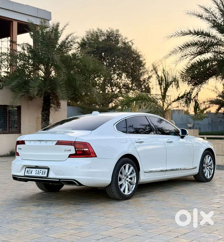Volvo S90 D4 Momentum, 2017, Diesel