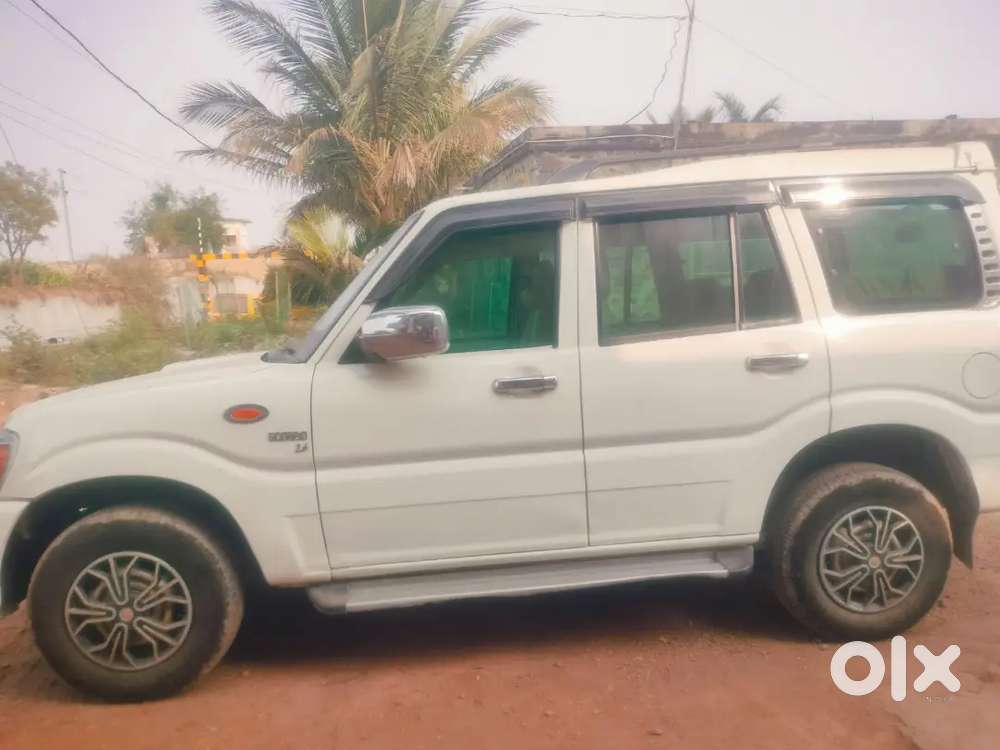 Mahindra Scorpio 2014 Diesel Manual