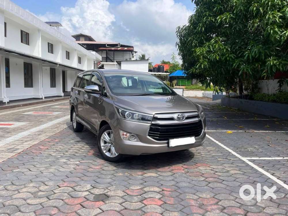 Toyota Innova Crysta 2.5z, 2020, Diesel