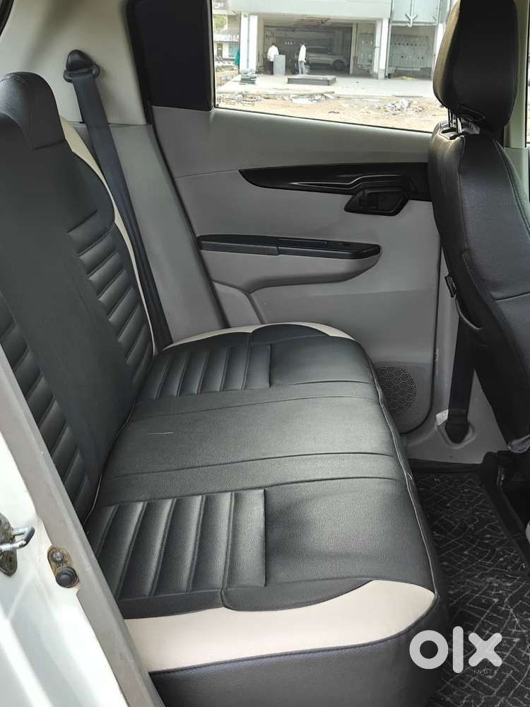 Mahindra Kuv 100 Mahindra-kuv-100-d75-k4-plus, 2016, Diesel