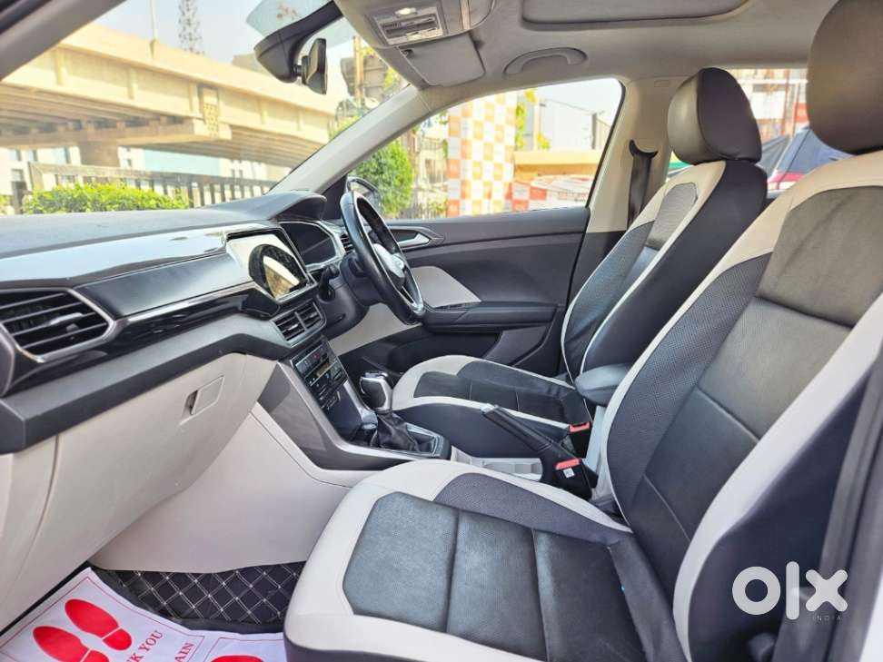 Volkswagen Taigun Topline 1.0 Tsi At (electric Seats), 2022, Petrol