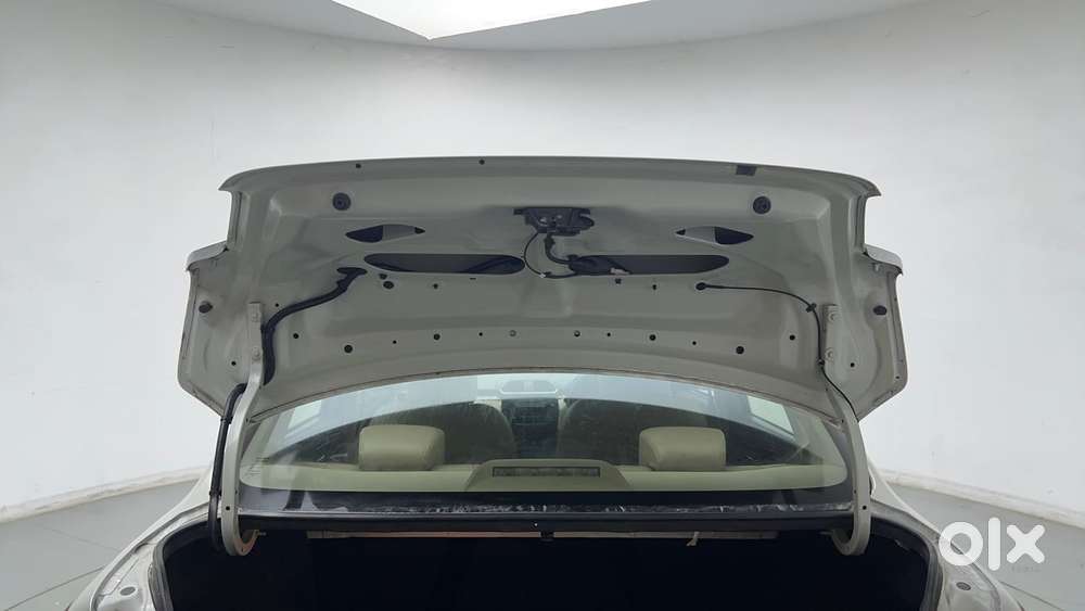 Maruti Suzuki Dzire 1.2 Vxi Amt, 2017, Petrol