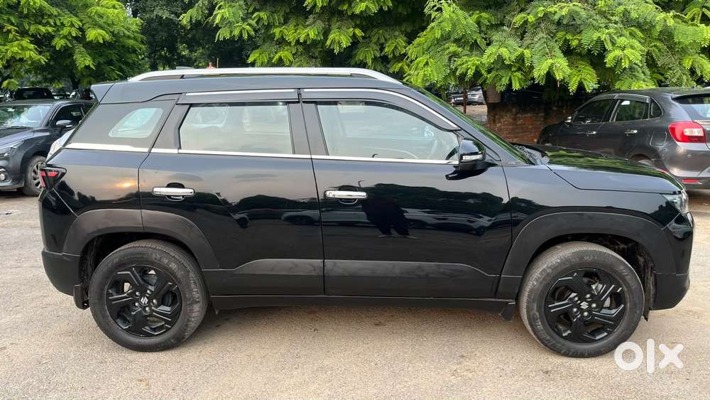 Maruti Suzuki Brezza 1.5 Zxi At Smart Hybrid, 2024, Petrol