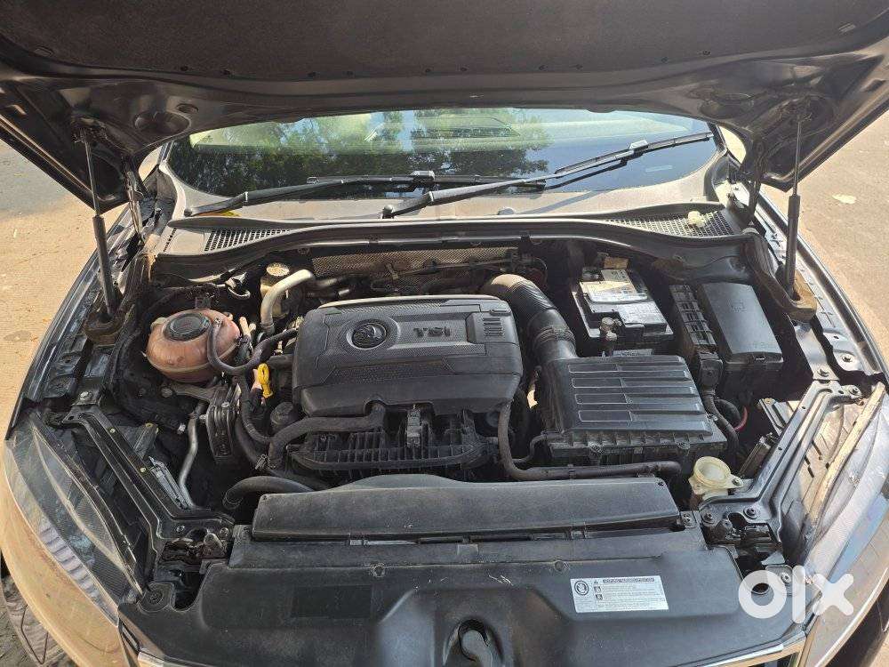 Skoda Superb Style 1.8 Tsi At, 2016, Petrol