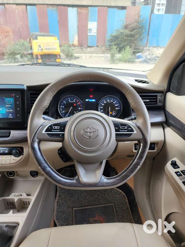 Toyota Rumion V Mt, 2024, Petrol