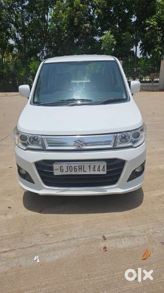 Maruti Suzuki Stingray Vxi Optional, 2014, Petrol