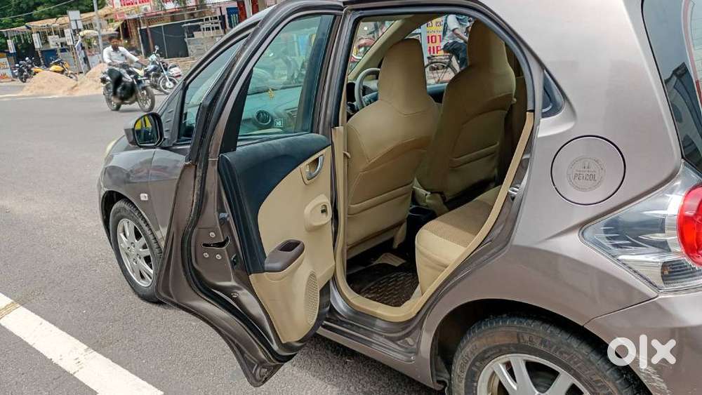Honda Brio Vx At, 2013, Petrol