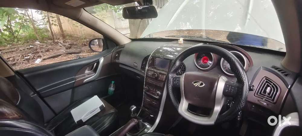 Need To Sell Immediately - Mahindra Xuv500 Diesel W8 2014 Manual