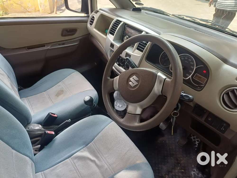 Zen Estilo Well Maintained Showroom Services Geniu Reading All Futures