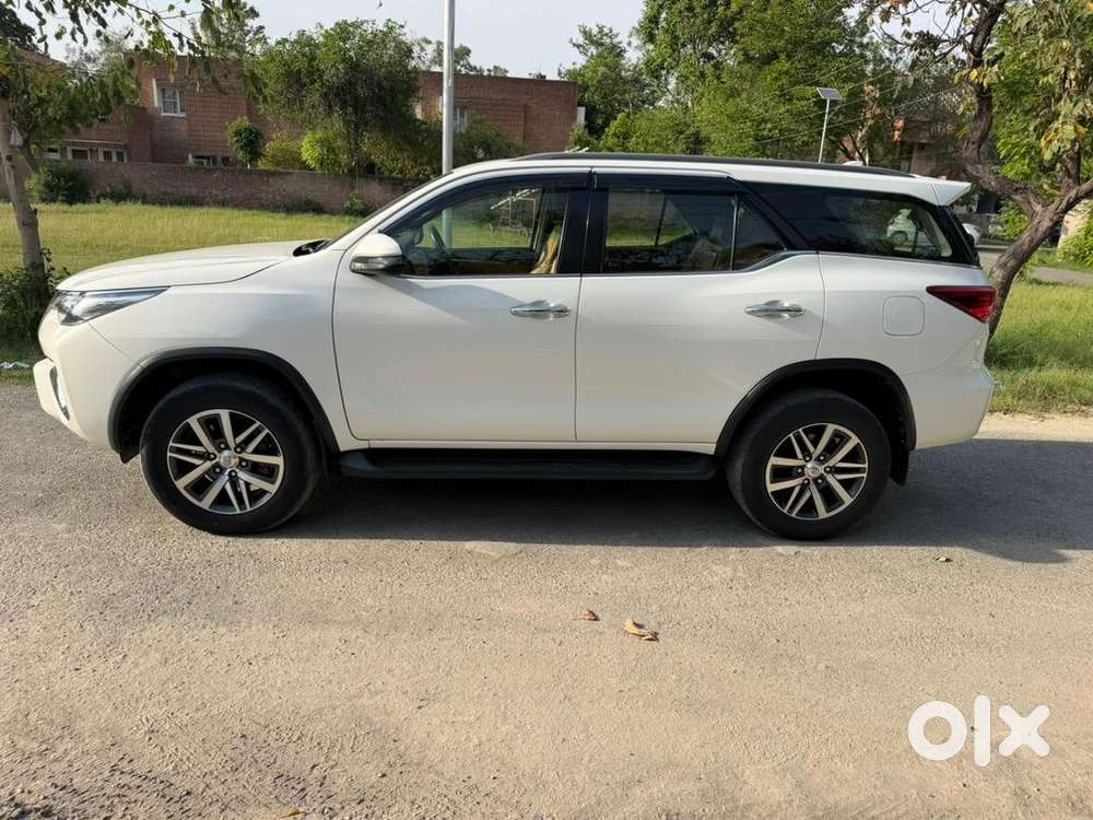 Toyota Fortuner 2019 Diesel Well Maintained