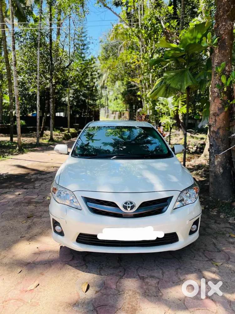 Toyota Corolla Altis 2011 Diesel Good Mileage