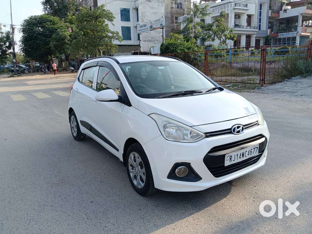Hyundai Grand I10 Sportz O 1.2, 2016, Petrol