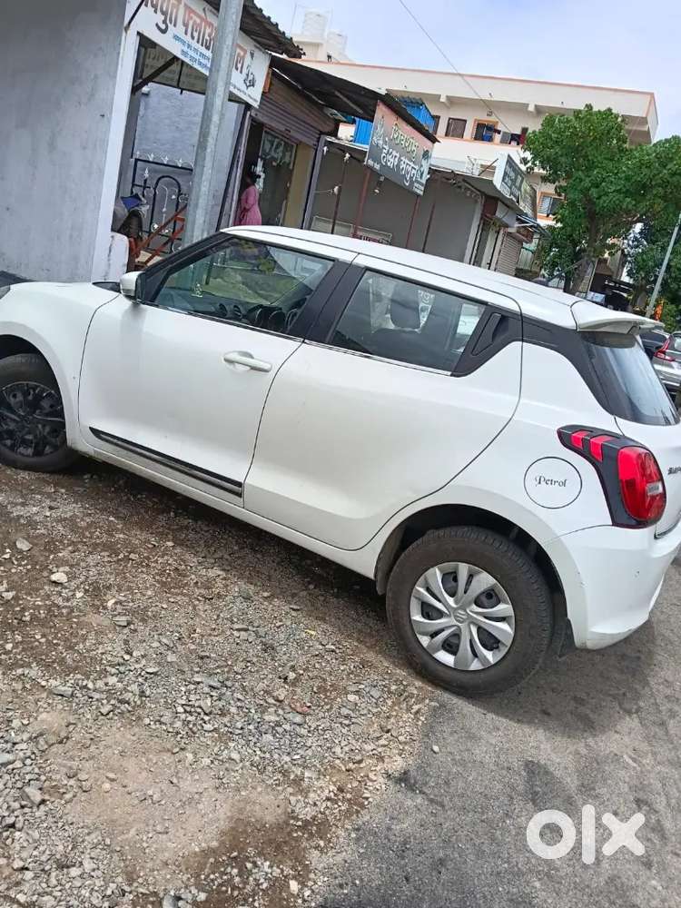 Maruti Suzuki Swift Vxi 2020