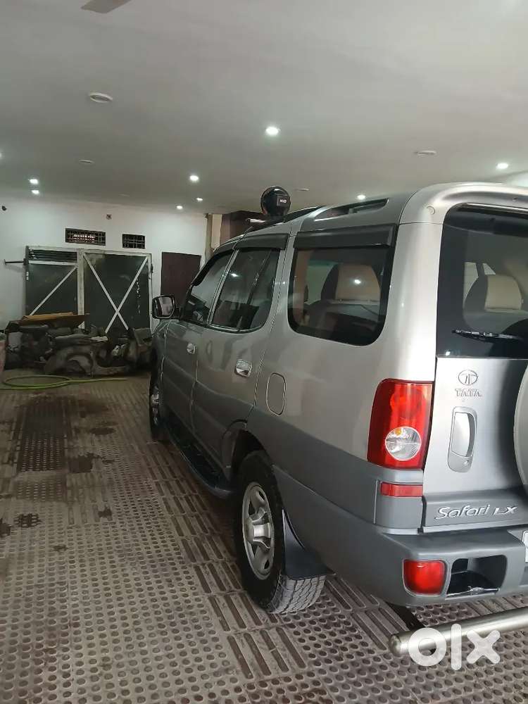 Tata Safari 2011 Diesel 78596 Km Driven