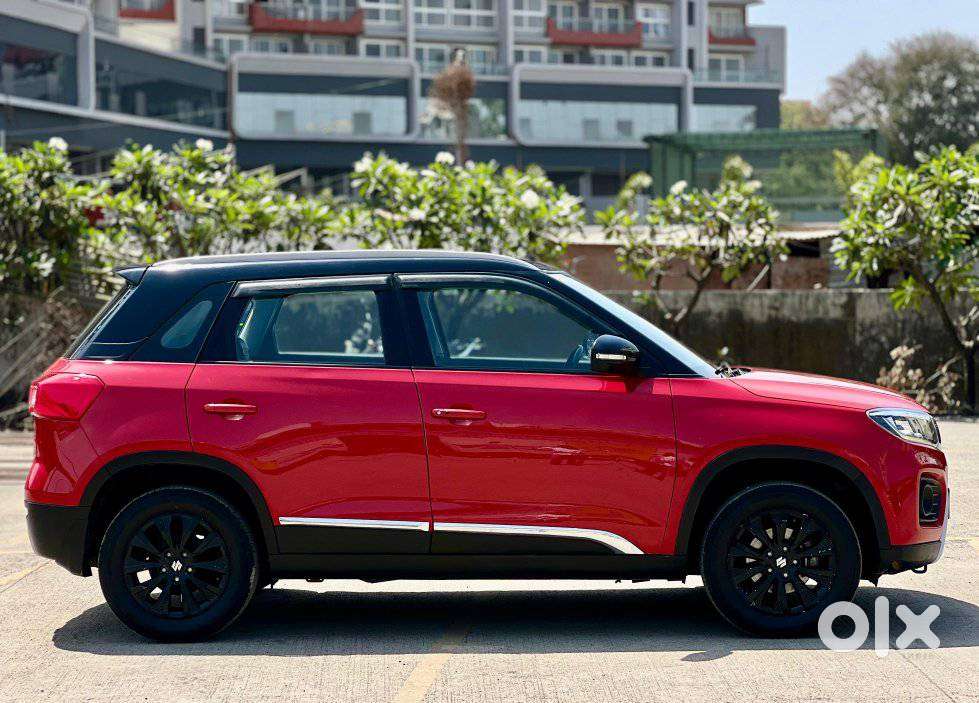 Maruti Suzuki Brezza 1.5 Zxi Smart Hybrid, 2020, Petrol