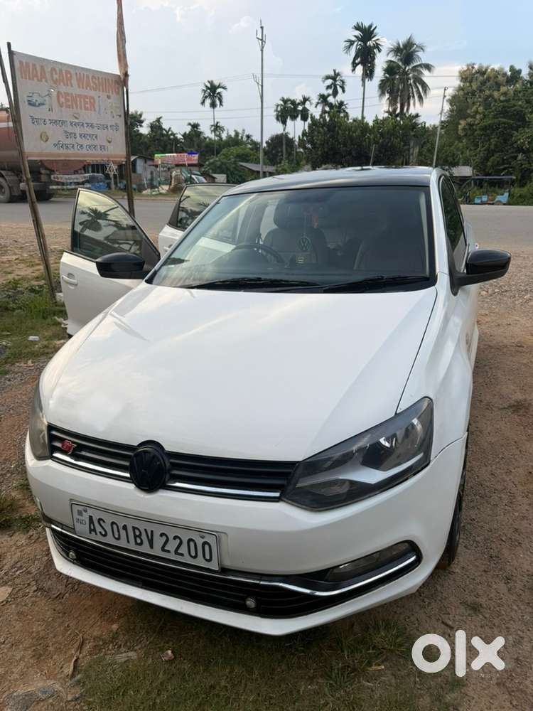 Volkswagen Polo 2015 Year