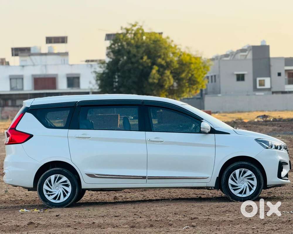 Maruti Suzuki Ertiga Vxi At Petrol, 2021, Cng & Hybrids