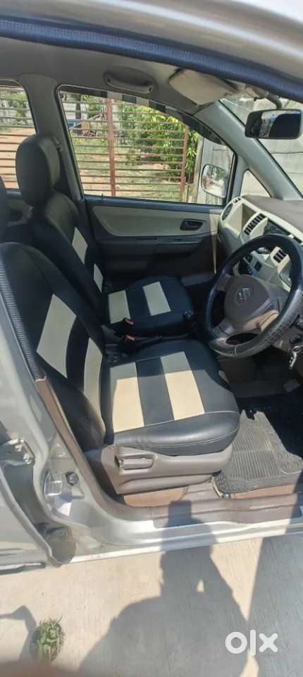 Maruti Suzuki Zen Estilo Lxi Bs Iv, 2013, Petrol