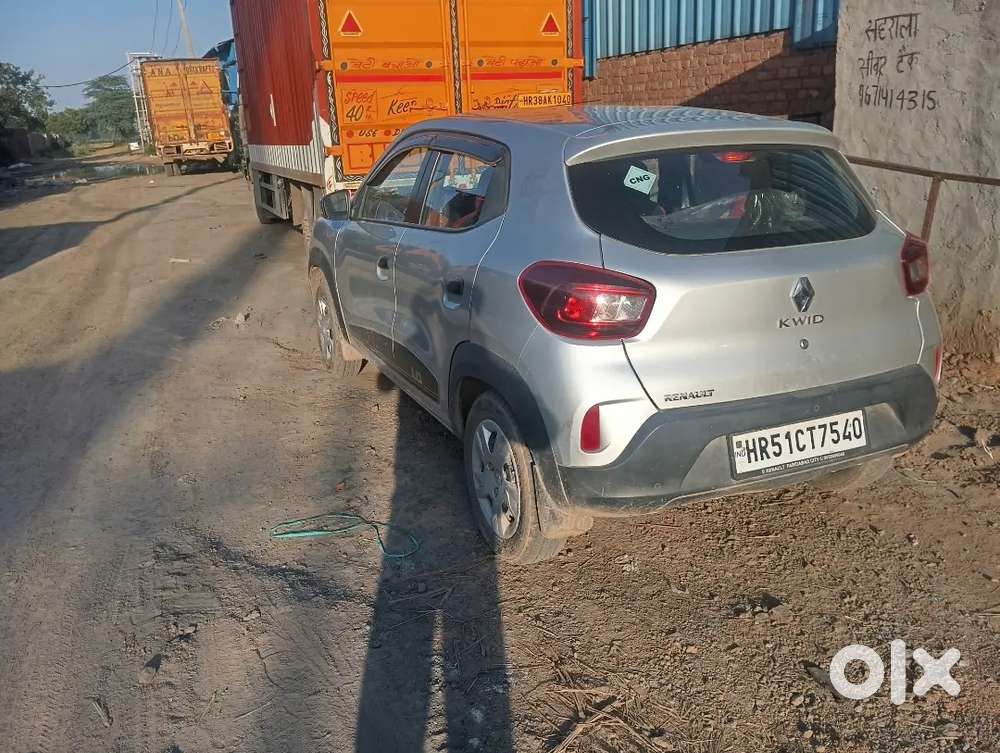 “2025 Kwid Rxt Cng  4500 Km  Single Owner  Like New”