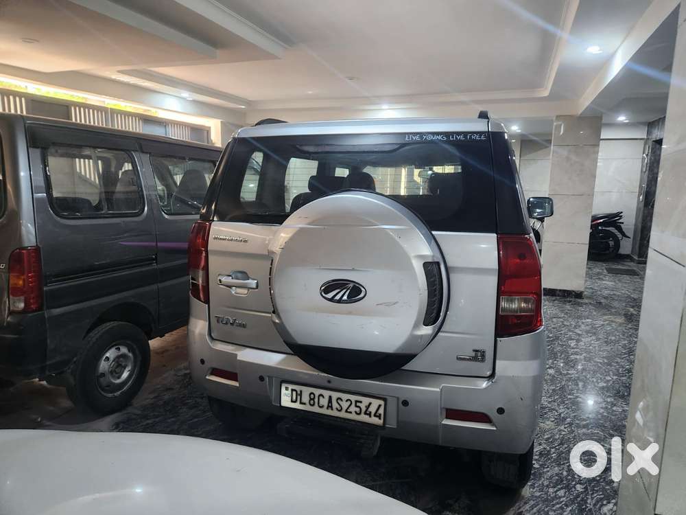 Mahindra Tuv 300 Mhawk100 T8 Amt, 2017, Diesel
